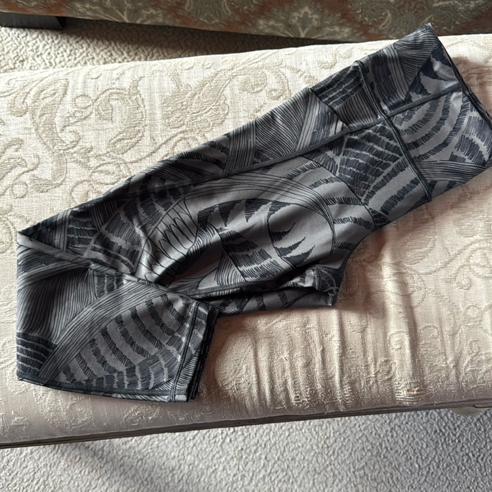 Athleta tight, 7/8 length